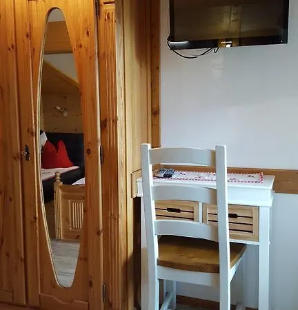 Bauernhof Buchberg Çiftlik konaklama Oberndorf in Tirol